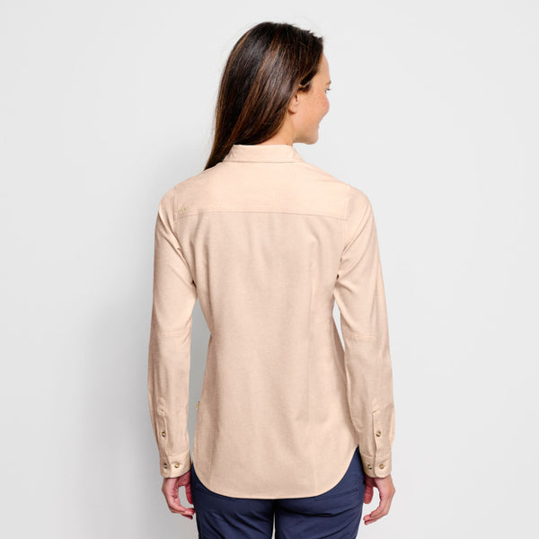 Women's Long-Sleeved Tech Chambray Work Shirt