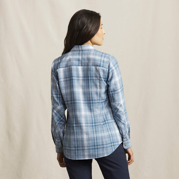Women's Long-Sleeved Tech Chambray Work Shirt
