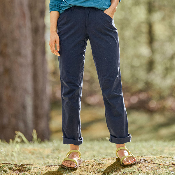 woman wearing dark blue pants