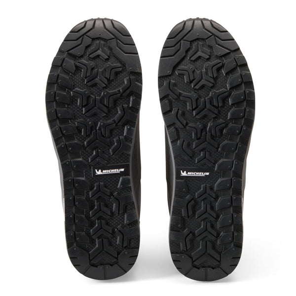 soles of wading boots